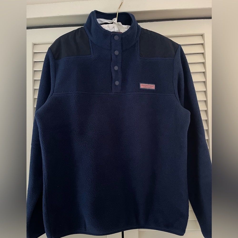 Vineyard Vines Men's Navy with Black Accents Snap Fleece